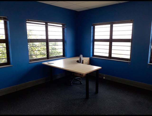 2,562M² OFFICE TO LET IN IRENE
